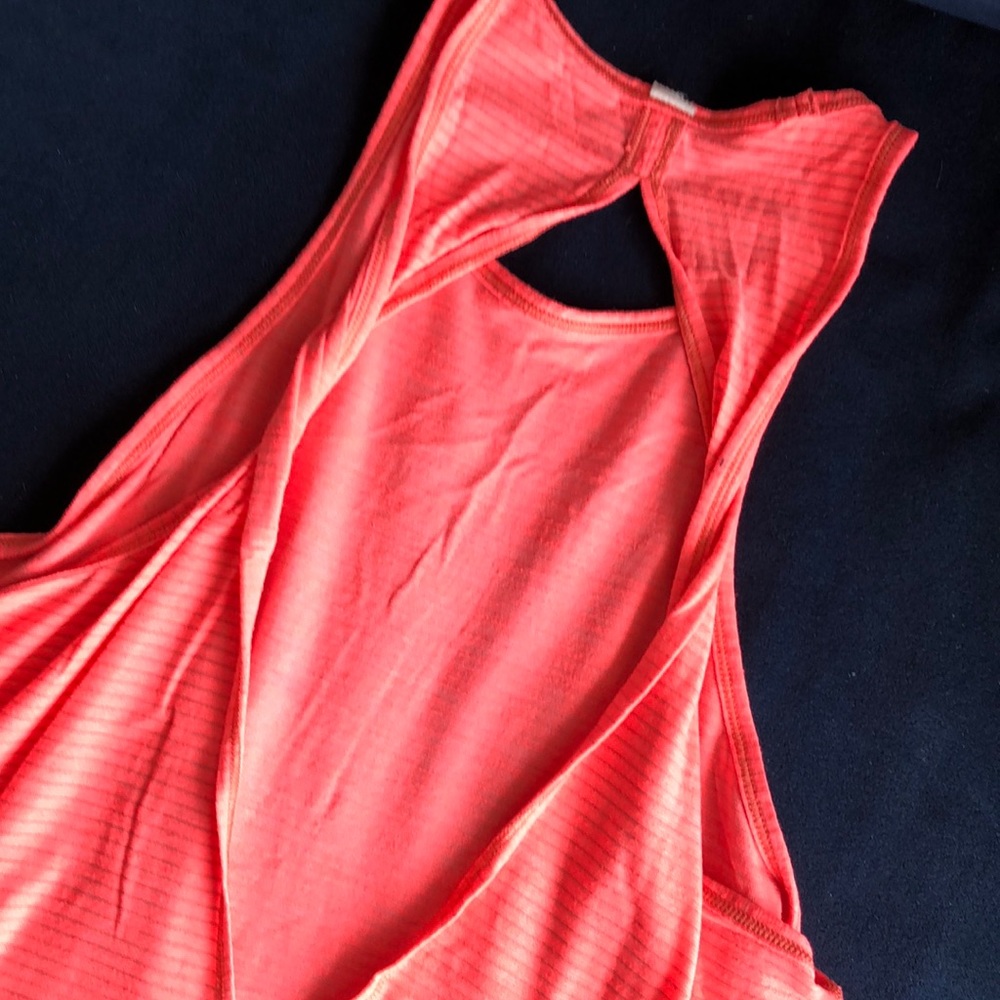 lululemon cotton tank (light orange)